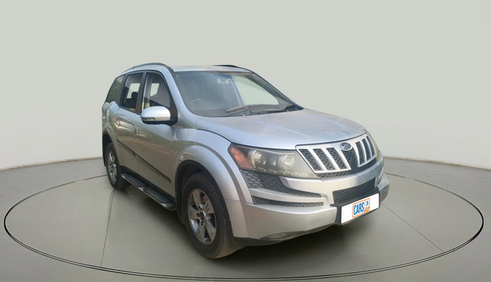2014 Mahindra XUV500 W8, Diesel, Manual, 2,19,747 km, exterior
