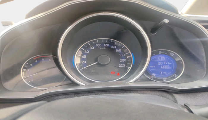 2017 Honda WR-V 1.5L I-DTEC VX MT, Diesel, Manual, 1,60,157 km, interior