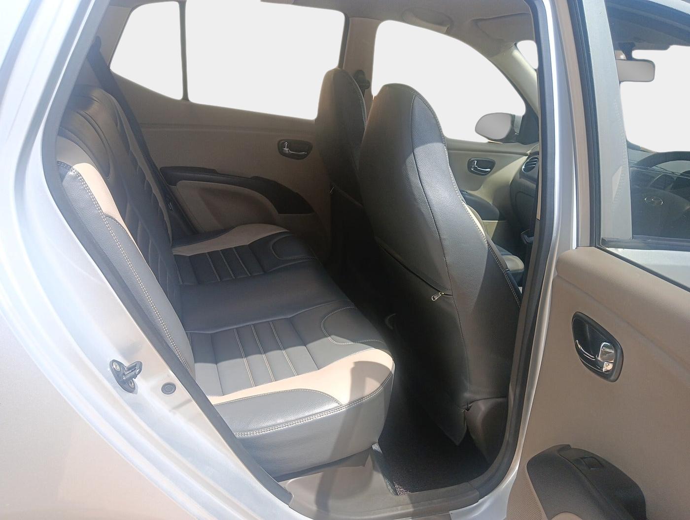 2013 Hyundai i10 MAGNA 1.2, Petrol, Manual, 69,489 km, interior
