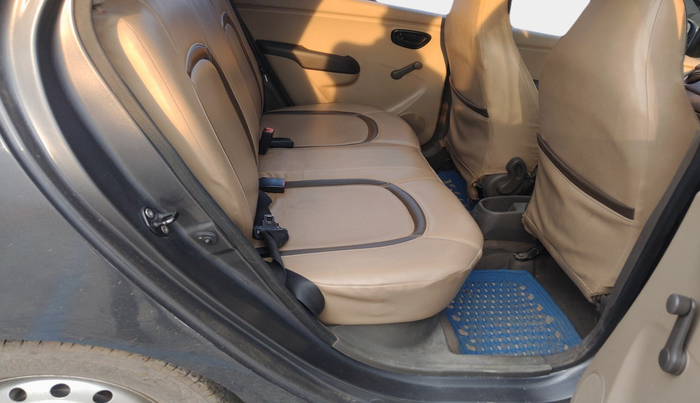 2011 Hyundai i10 ERA 1.1, Petrol, Manual, 1,11,084 km, interior