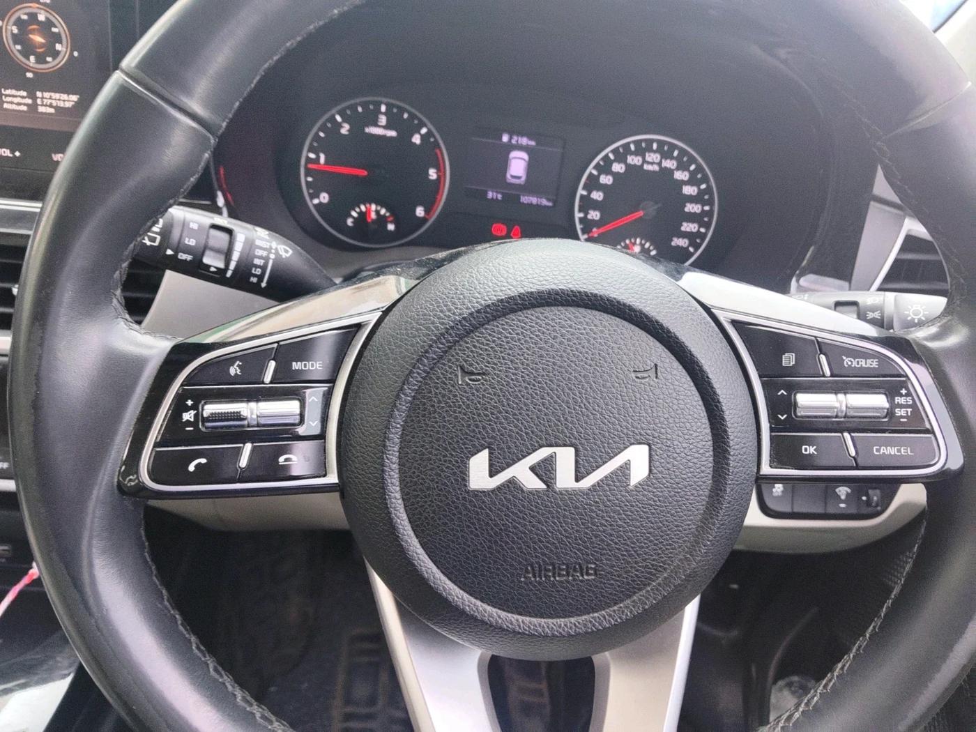 2022 KIA SELTOS HTX DIESEL 1.5, Diesel, Manual, 1,07,819 km, interior