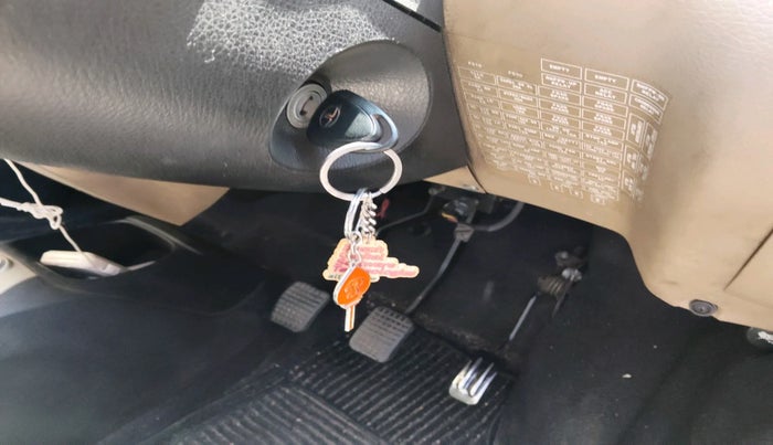 2014 Tata Nano TWIST XT, Petrol, Manual, 1,09,304 km, interior