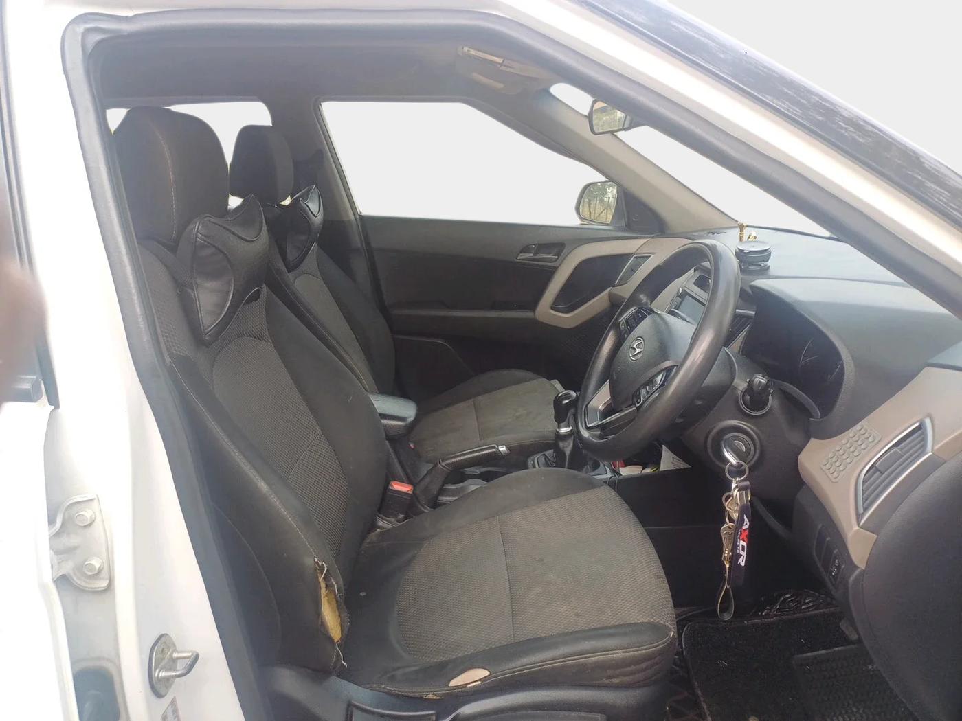 2017 Hyundai Creta S PLUS 1.4 DIESEL, Diesel, Manual, 1,98,000 km, interior