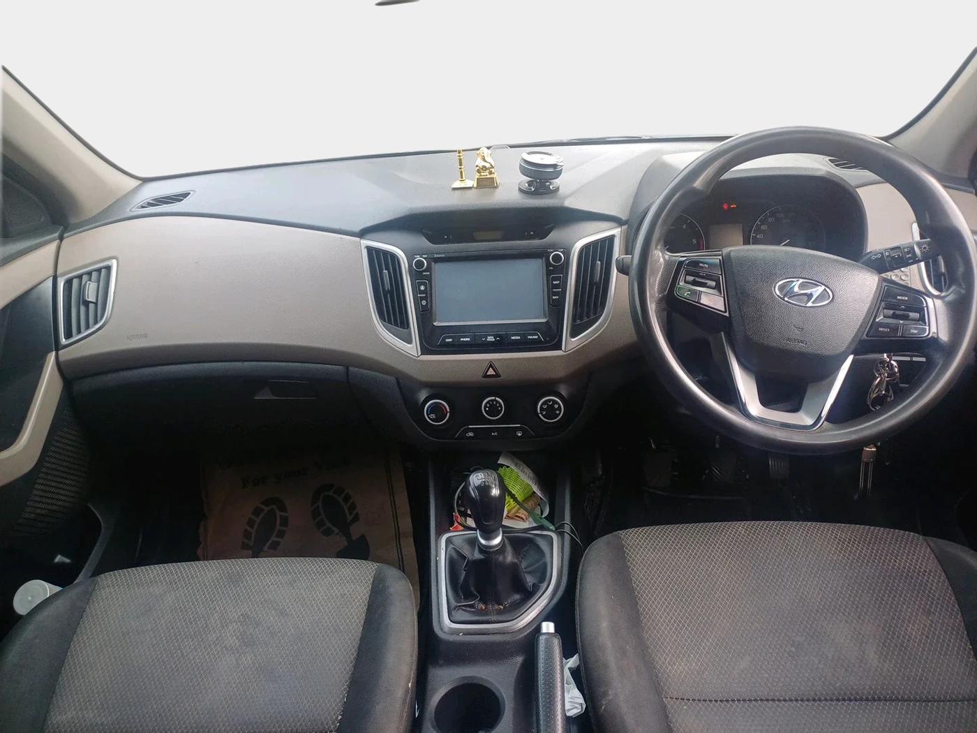 2017 Hyundai Creta S PLUS 1.4 DIESEL, Diesel, Manual, 1,98,000 km, interior