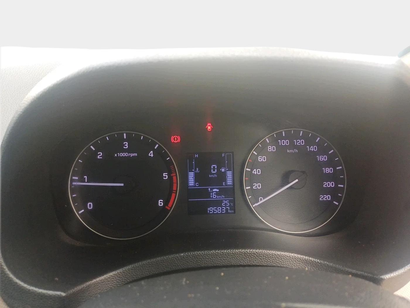 2017 Hyundai Creta S PLUS 1.4 DIESEL, Diesel, Manual, 1,98,000 km, interior