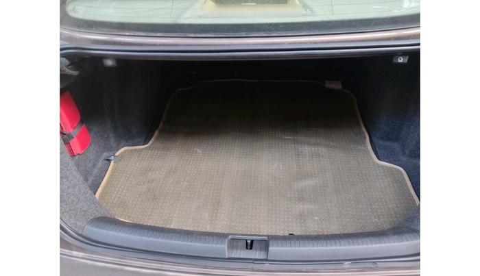 2015 Volkswagen Jetta HIGHLINE TDI AT, Diesel, Automatic, 1,21,021 km, exterior