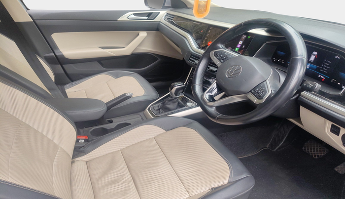 2022 Volkswagen VIRTUS TOPLINE TSI 1.0 AT, Petrol, Automatic, 29,744 km, interior