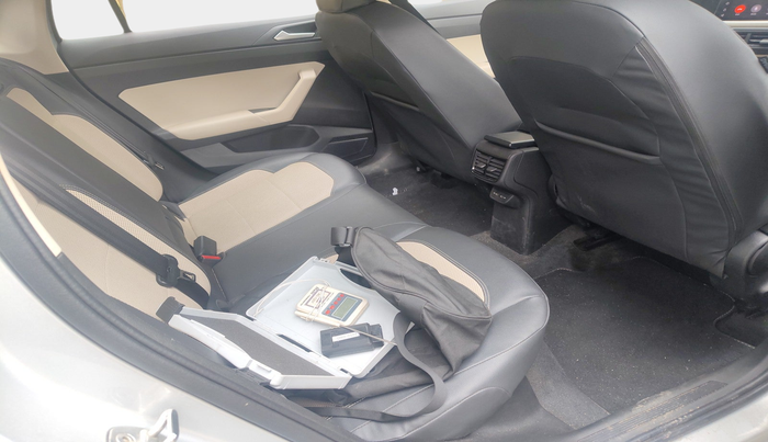 2022 Volkswagen VIRTUS TOPLINE TSI 1.0 AT, Petrol, Automatic, 29,744 km, interior