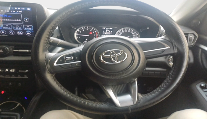 2023 Toyota URBAN CRUISER HYRYDER E NEO DRIVE, Petrol, Manual, 19,021 km, interior