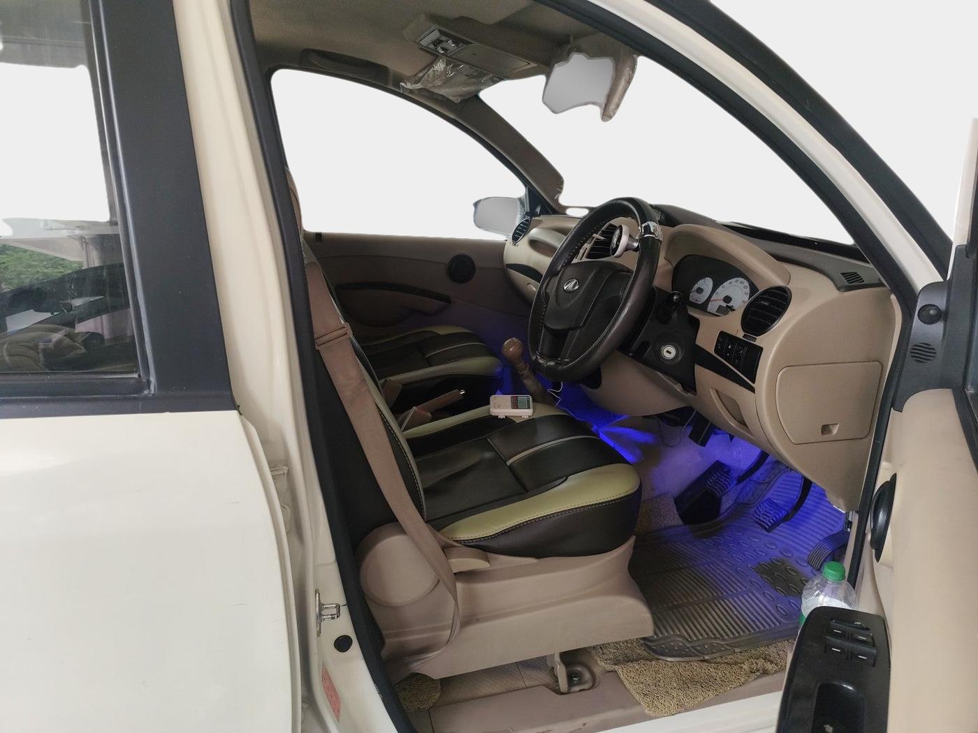 2015 Mahindra Xylo D4, Diesel, Manual, 74,989 km, interior