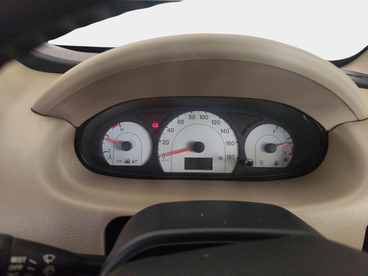 2015 Mahindra Xylo D4, Diesel, Manual, 74,989 km, interior