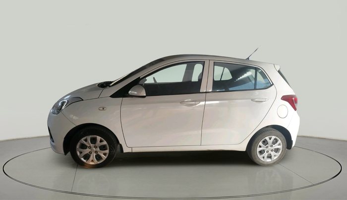 2016 Hyundai Grand i10 MAGNA AT 1.2 KAPPA VTVT, Petrol, Automatic, 32,380 km, exterior