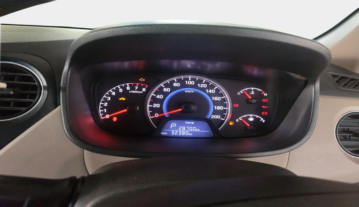 2016 Hyundai Grand i10 MAGNA AT 1.2 KAPPA VTVT, Petrol, Automatic, 32,380 km, interior