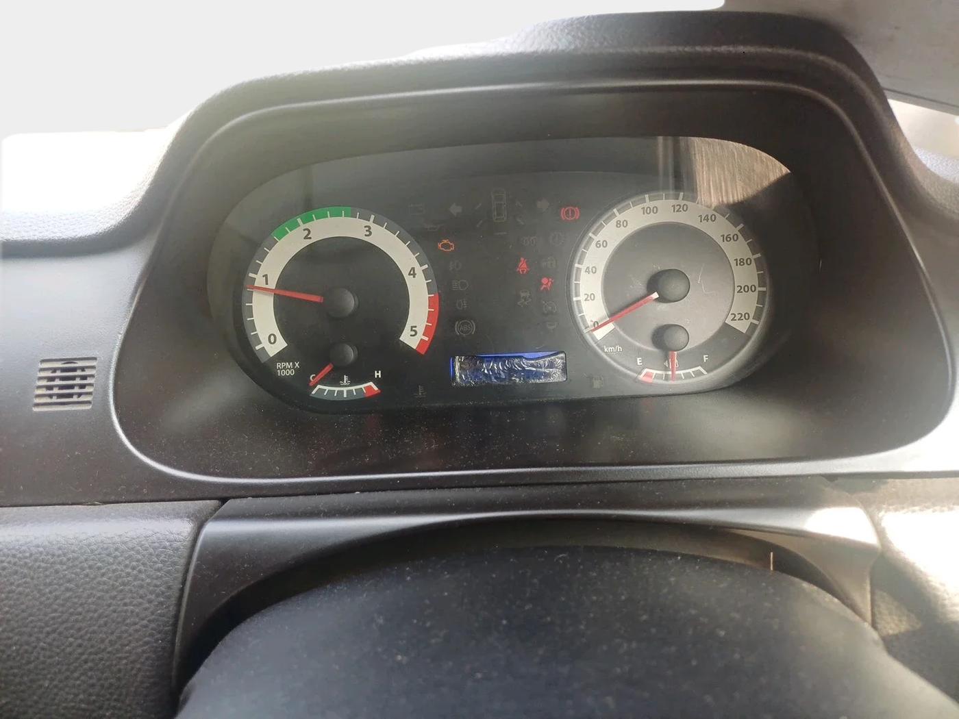 2011 Tata Aria PLEASURE 4X2, Diesel, Manual, 80,001 km, interior
