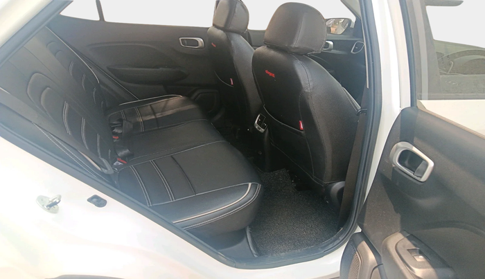 2021 Hyundai VENUE SX 1.5 (O) EXECUTIVE CRDI, Diesel, Manual, 42,073 km, interior