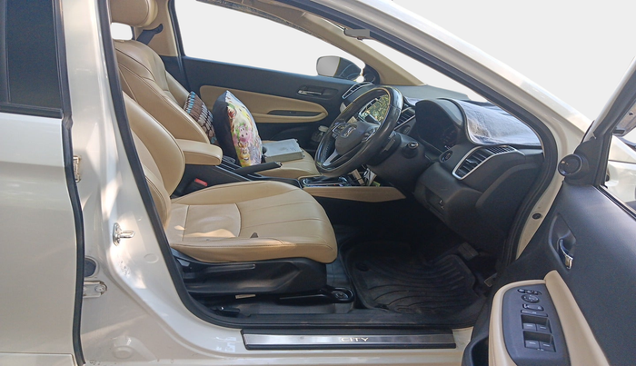 2022 Honda City 1.5L I-VTEC ZX CVT, Petrol, Automatic, 77,244 km, interior