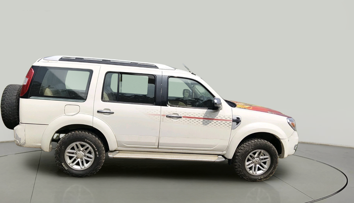 2012 Ford Endeavour 2.5L 4X2 AT, Diesel, Automatic, 1,31,413 km, exterior