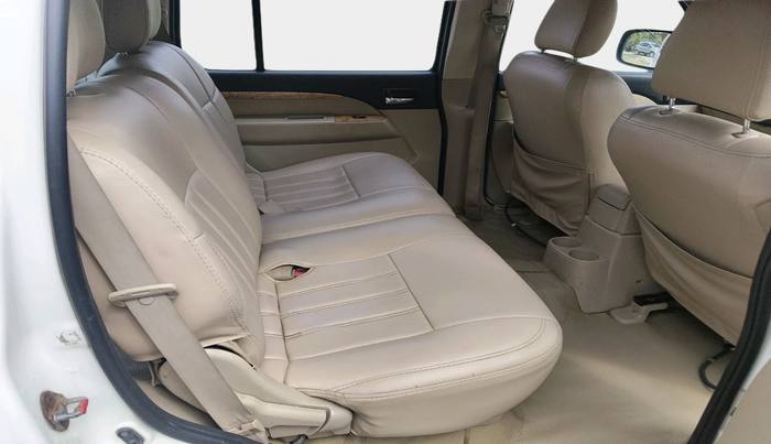 2012 Ford Endeavour 2.5L 4X2 AT, Diesel, Automatic, 1,31,413 km, interior