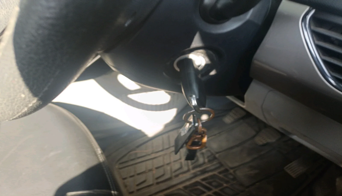 2019 Tata NEXON XM PETROL, Petrol, Manual, 30,900 km, interior