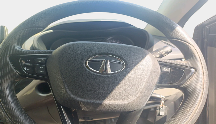 2019 Tata NEXON XM PETROL, Petrol, Manual, 30,900 km, interior
