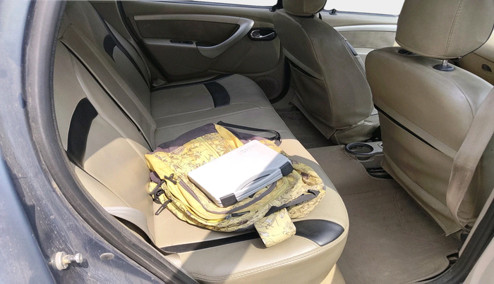 2014 Nissan Terrano XL (D), Diesel, Manual, 1,94,271 km, interior