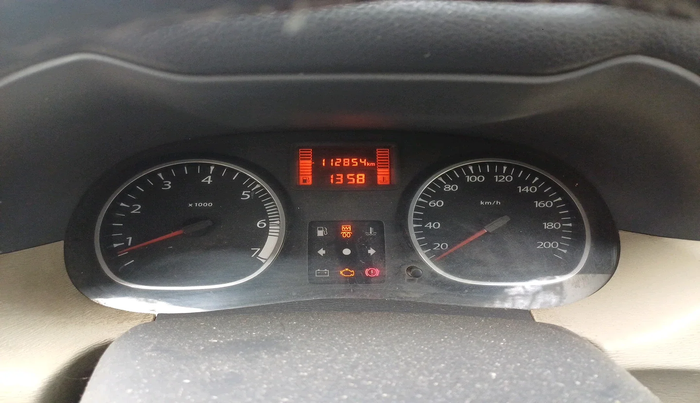 2013 Renault Duster 110 PS RXZ DIESEL, Diesel, Manual, 1,12,854 km, interior