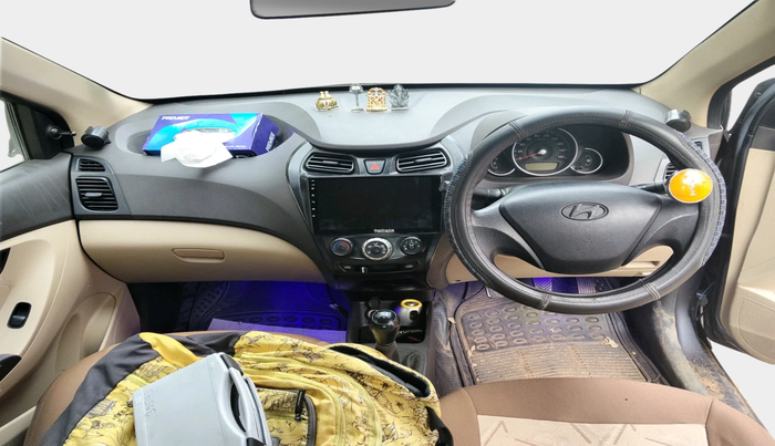 2014 Hyundai Eon MAGNA +, Petrol, Manual, 82,587 km, interior