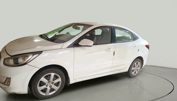 2013 Hyundai Verna FLUIDIC 1.6 CRDI EX, Diesel, Manual, 1,02,684 km, exterior