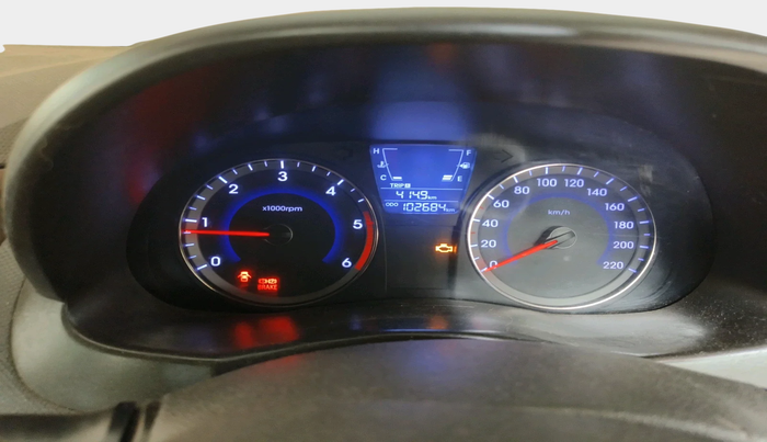 2013 Hyundai Verna FLUIDIC 1.6 CRDI EX, Diesel, Manual, 1,02,684 km, interior