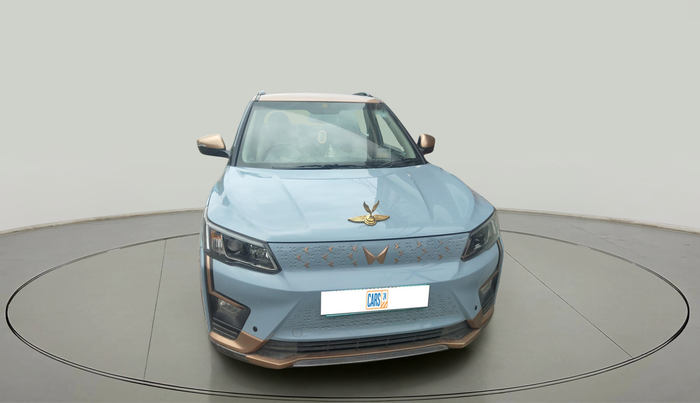 2023 Mahindra XUV400 EL 7.2 KW, Electric, Automatic, 26,651 km, exterior