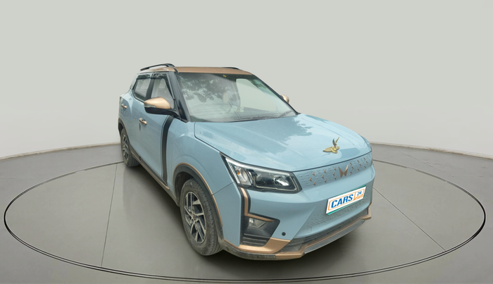 2023 Mahindra XUV400 EL 7.2 KW, Electric, Automatic, 26,651 km, exterior