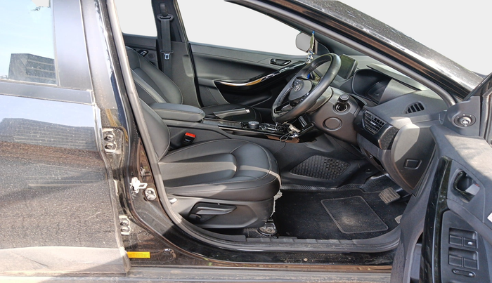 2023 Tata NEXON XZA PLUS SUNROOF DARK PETROL, Petrol, Automatic, 14,985 km, interior