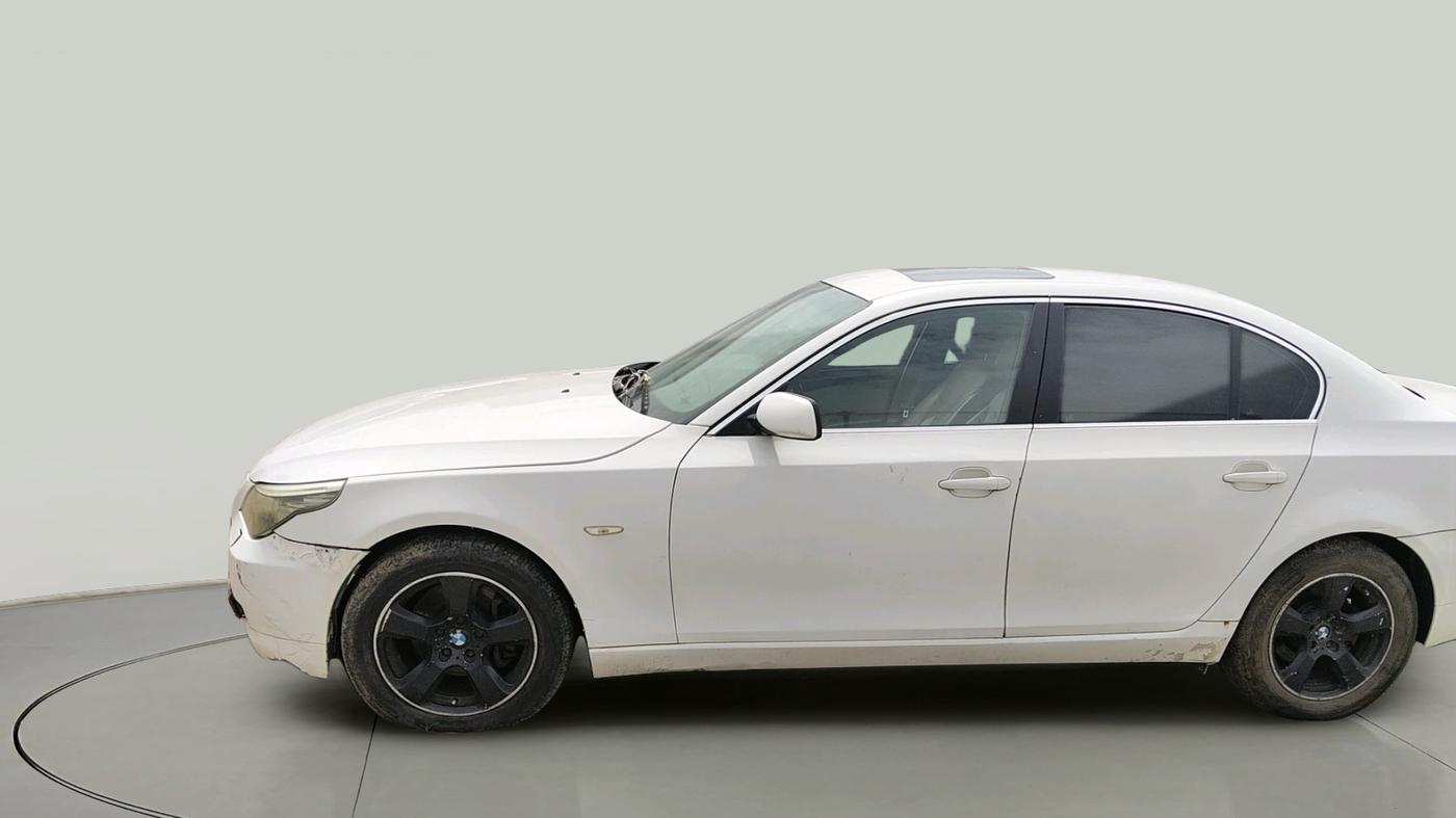 2010 BMW 5 Series 520D, Diesel, Automatic, 1,56,870 km, exterior
