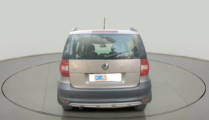 2012 Skoda Yeti AMBITION 2.0 TDI CR 4X2, Diesel, Manual, 1,06,371 km, exterior