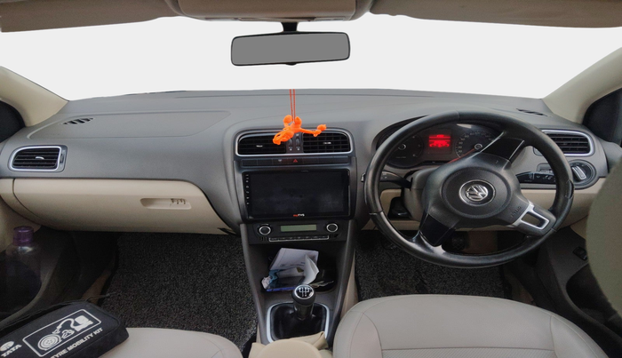 2011 Volkswagen Vento HIGHLINE DIESEL 1.6, Diesel, Manual, 2,34,000 km, interior