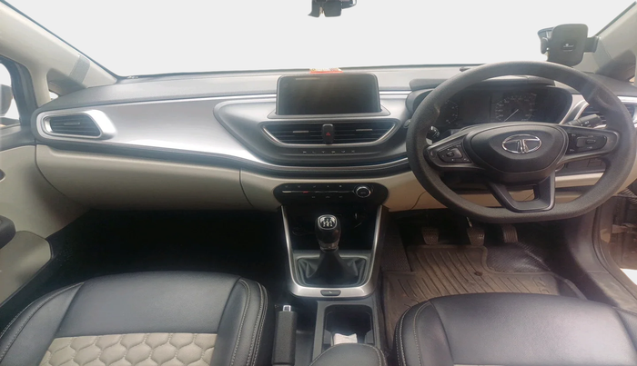 2022 Tata ALTROZ XZ DIESEL, Diesel, Manual, 46,602 km, interior
