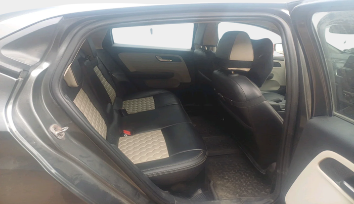 2022 Tata ALTROZ XZ DIESEL, Diesel, Manual, 46,602 km, interior