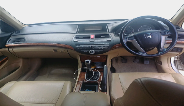 2010 Honda Accord 2.4L I-VTEC MT, Petrol, Manual, 99,026 km, interior