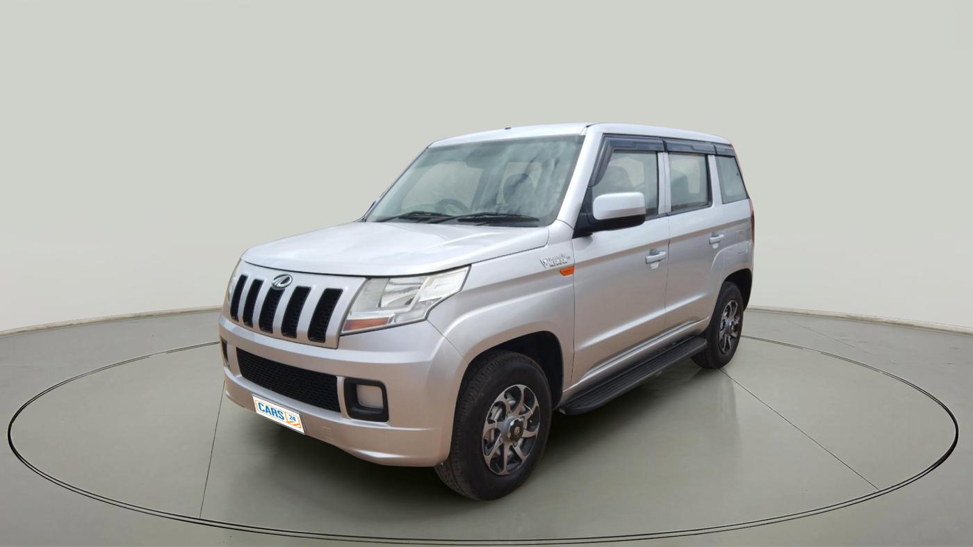 2018 Mahindra TUV300 T4 PLUS, Diesel, Manual, 1,65,966 km, exterior