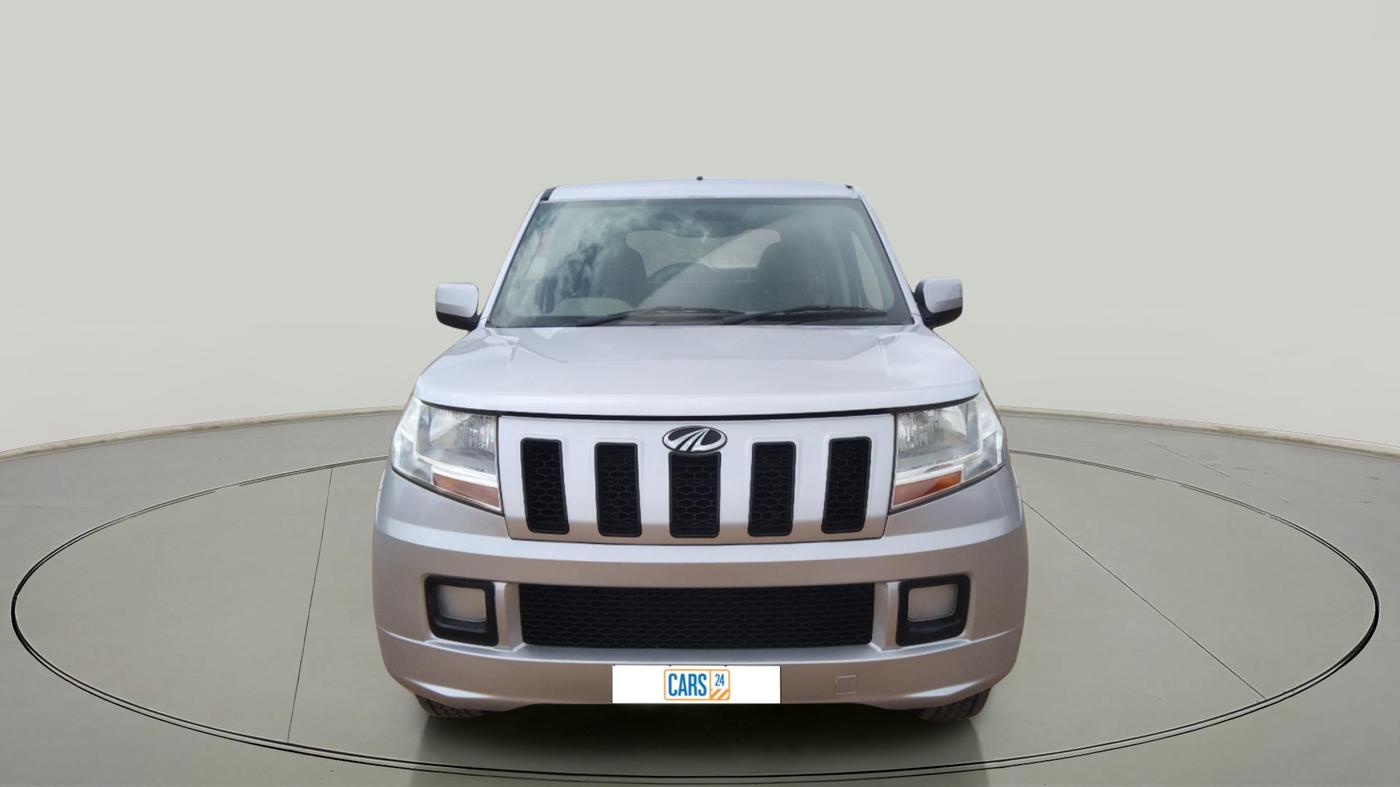2018 Mahindra TUV300 T4 PLUS, Diesel, Manual, 1,65,966 km, exterior