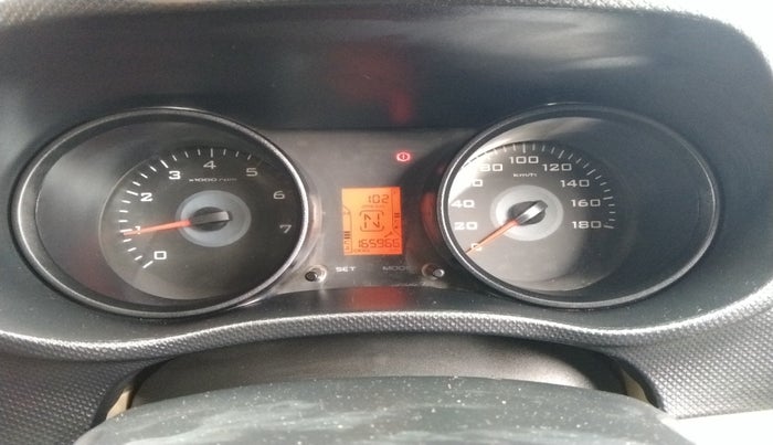 2018 Mahindra TUV300 T4 PLUS, Diesel, Manual, 1,65,966 km, interior