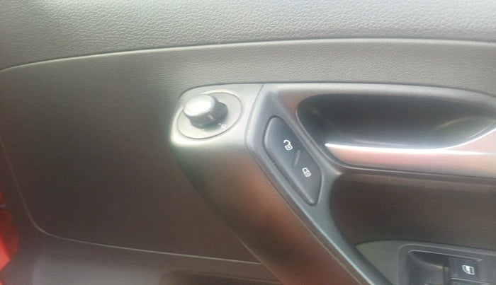 2018 Volkswagen Polo COMFORTLINE 1.2L, Petrol, Manual, 1,10,754 km, interior