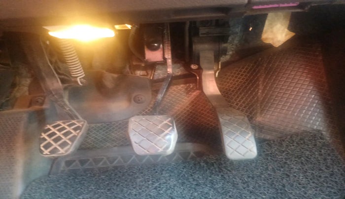 2018 Volkswagen Polo COMFORTLINE 1.2L, Petrol, Manual, 1,10,754 km, interior