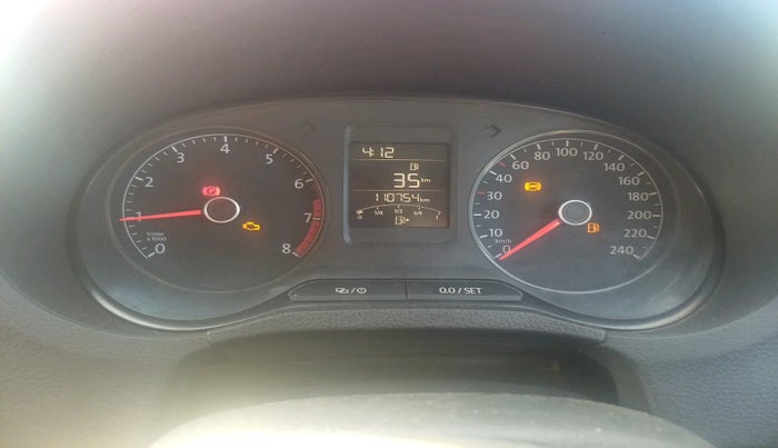 2018 Volkswagen Polo COMFORTLINE 1.2L, Petrol, Manual, 1,10,754 km, interior