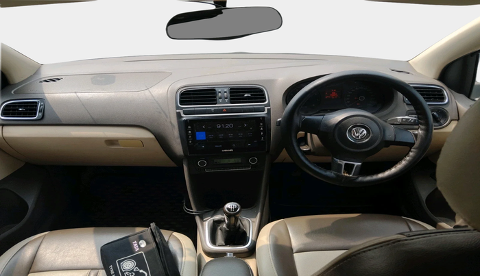 2011 Volkswagen Vento COMFORTLINE 1.6, Petrol, Manual, 95,604 km, interior