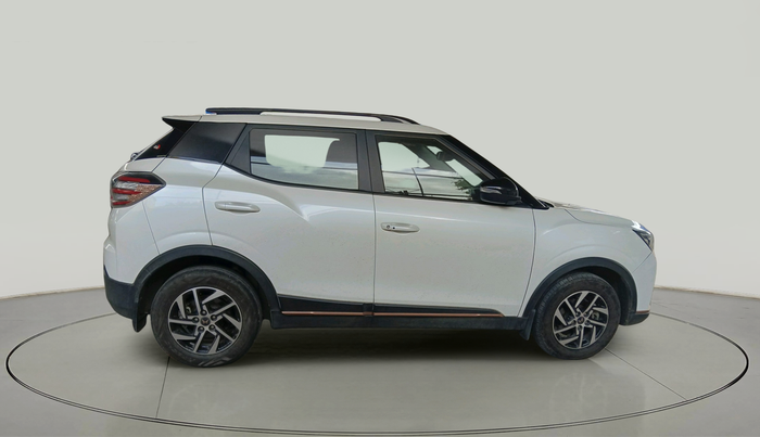 2023 Mahindra XUV400 EL 7.2 KW, Electric, Automatic, 73,691 km, exterior