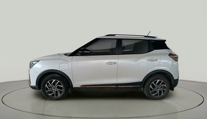 2023 Mahindra XUV400 EL 7.2 KW, Electric, Automatic, 73,691 km, exterior