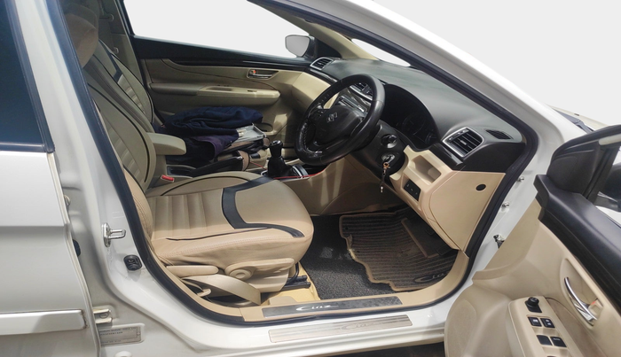 2016 Maruti Ciaz VDI+ SHVS, Diesel, Manual, 1,39,818 km, interior