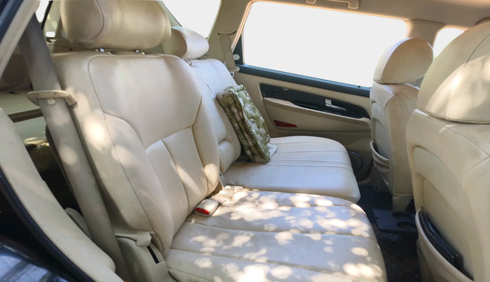 2013 Ssangyong Rexton RX5, Diesel, Manual, 2,06,487 km, interior