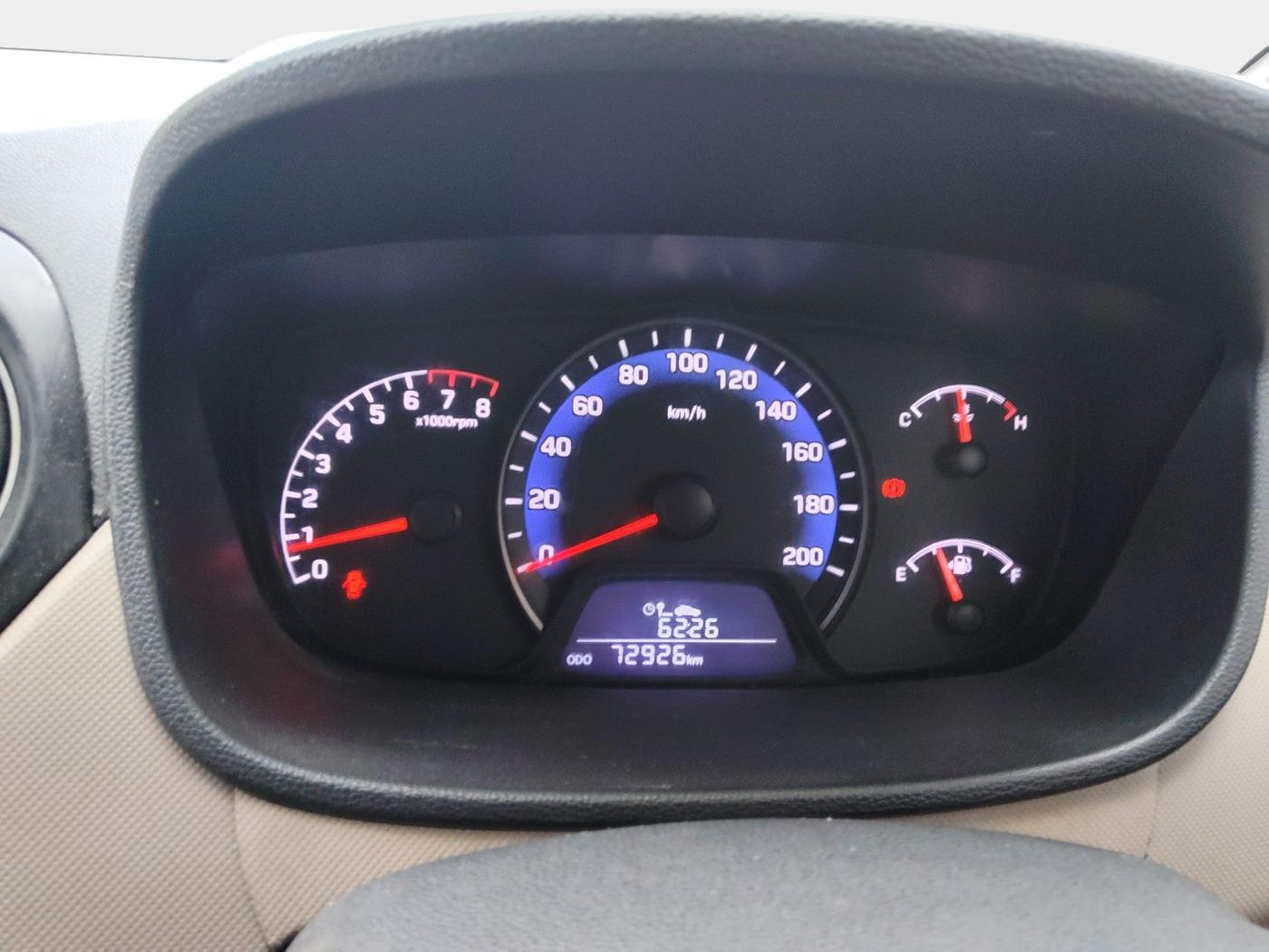 2015 Hyundai Xcent BASE 1.2, Petrol, Manual, 72,926 km, interior